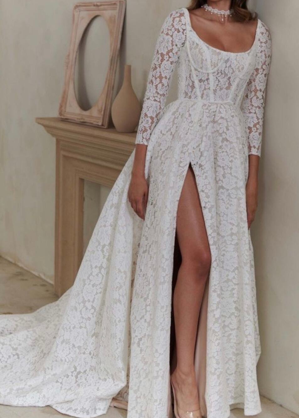 New Serene by Madi Lane "Bellamy" A-Line Gown w/ Detachable Sleeves – Size 24